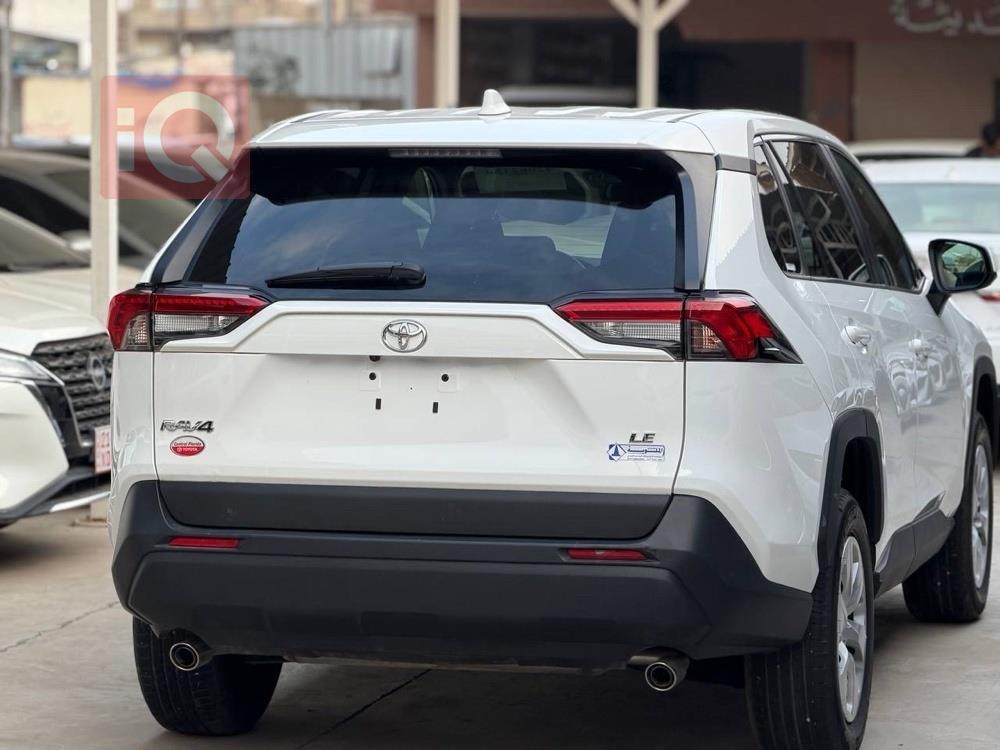 تويوتا راف 4